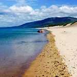 The Shores 5*