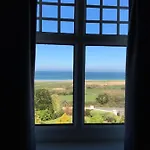 Frühstückspension The Shores 5*