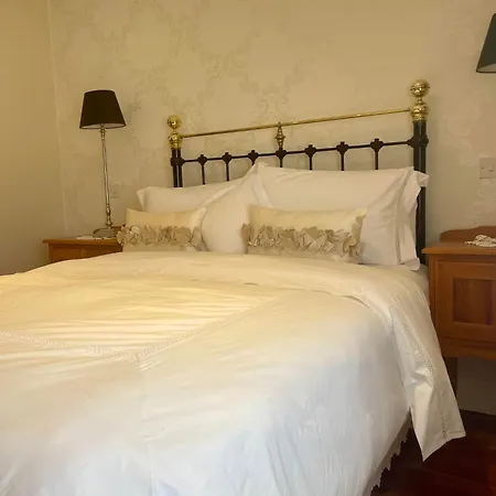 Bed & Breakfast The Shores 3*