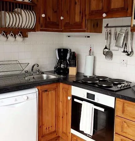 The Shores Bed & Breakfast 3*