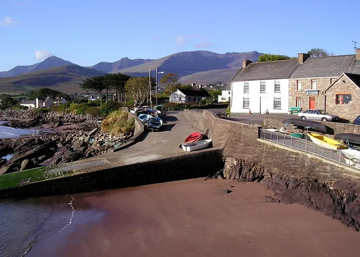 לינה וארוחת בוקר The Shores 5*