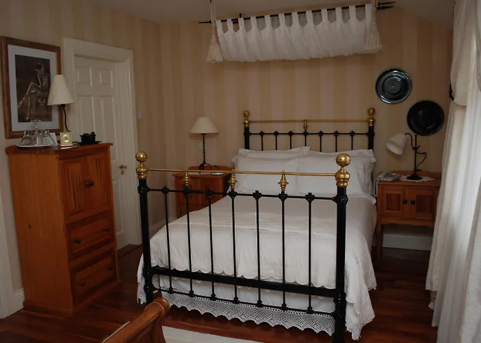 לינה וארוחת בוקר The Shores